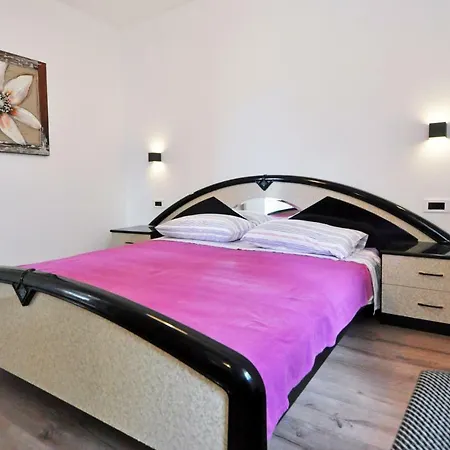 Ponente Premantura, Flegar Apartment *